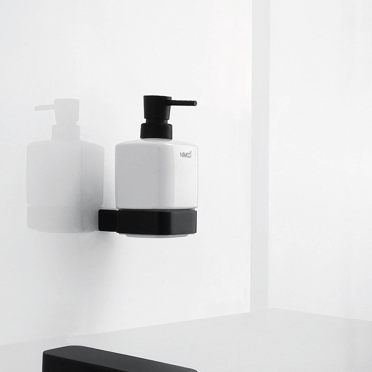 NIMCO Kibo milnik za tekoče milo, keramika, črne barve - Image 3